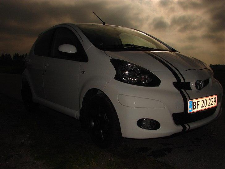 Toyota Aygo 1.0 Plus billede 10