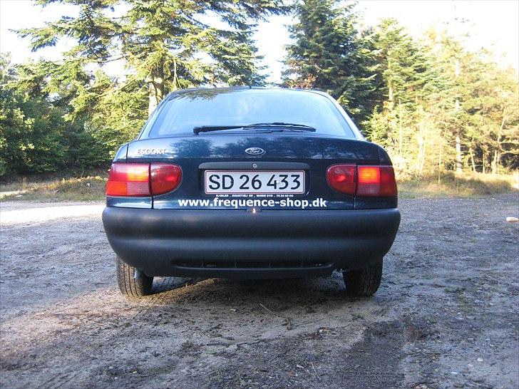 Ford Escort 1.4i solgt billede 16