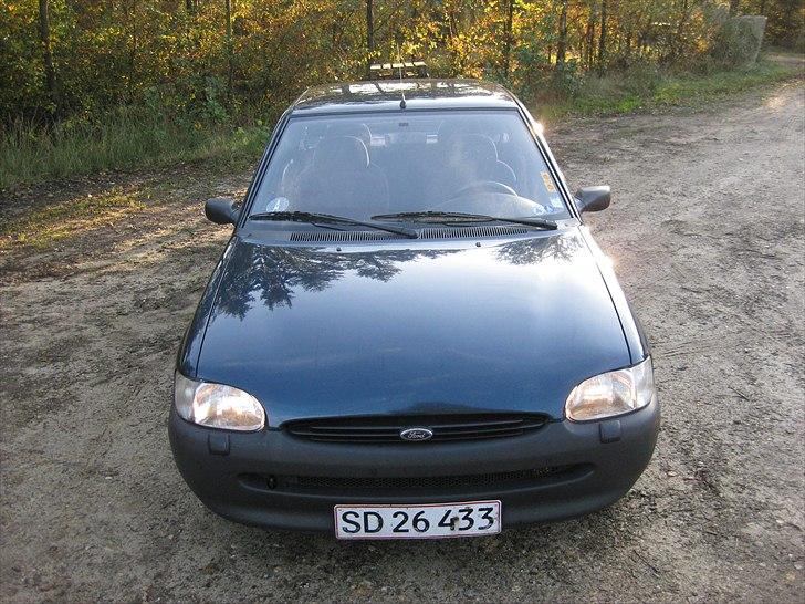 Ford Escort 1.4i solgt billede 20