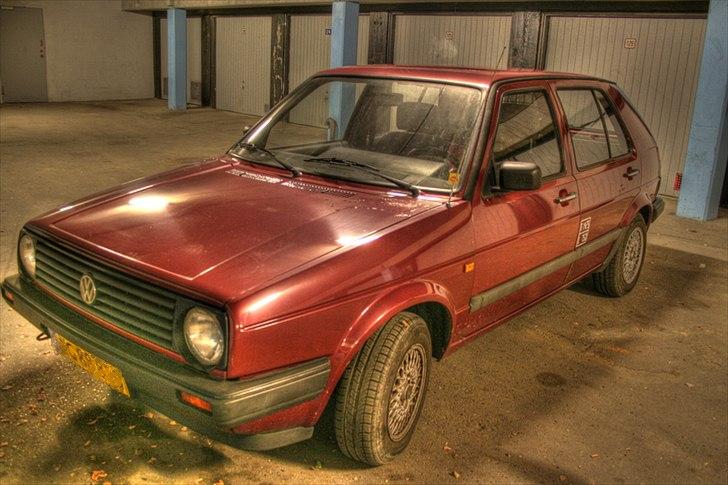 VW Golf 2 CL - Solgt - Lidt leg med HDR - Tager med et EOS350 billede 5
