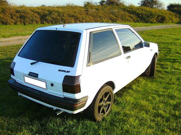 Toyota Starlet SOLGT billede 5