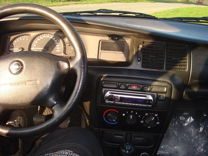 Opel vectra solgt billede 8