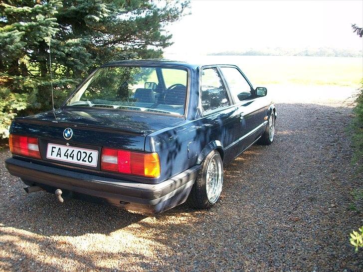 BMW E30 billede 6