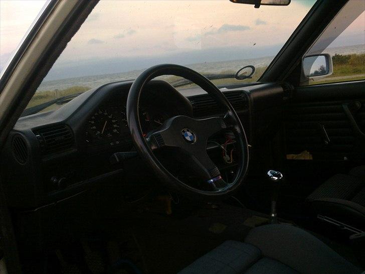 BMW E30 318i billede 10