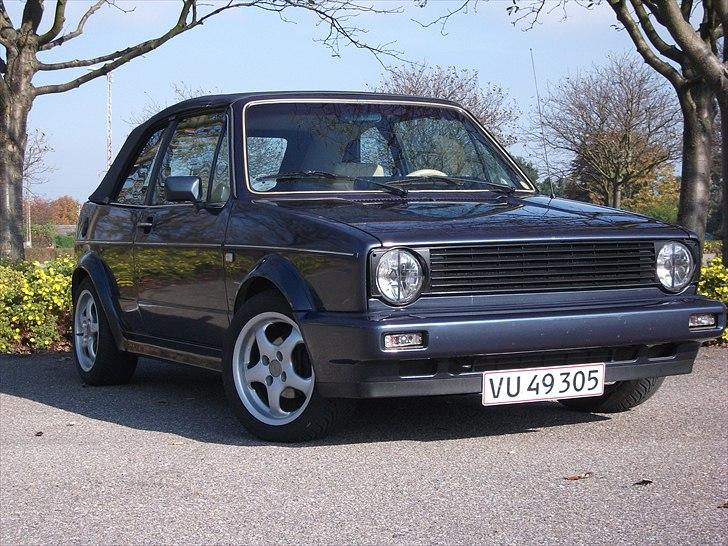 VW Golf 1.8 Cab. **Solgt** billede 1