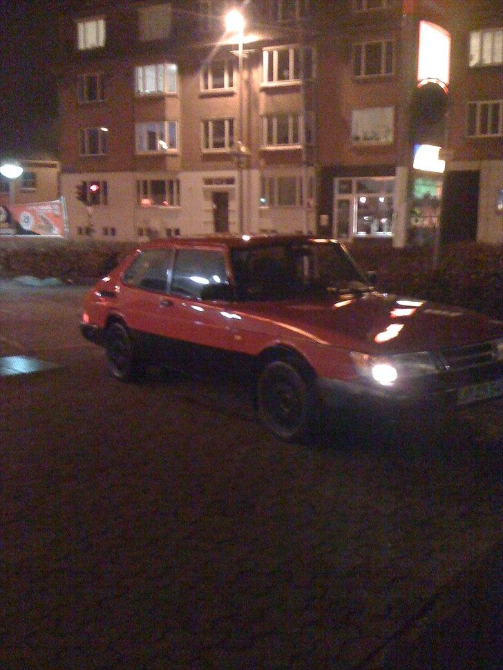 Saab 900i solgt billede 2