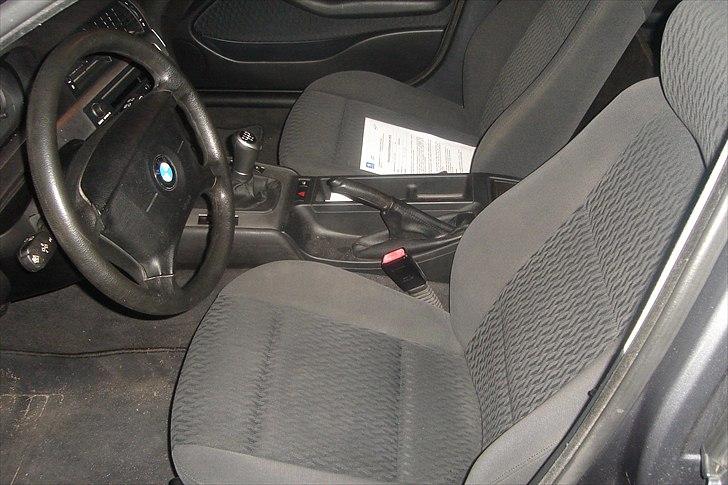 BMW 320d billede 14