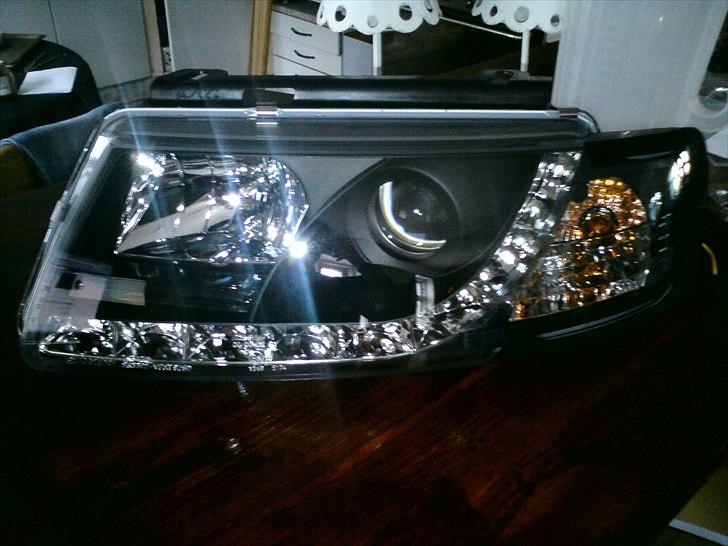 VW Passat 3B - Nye forlygter  billede 5