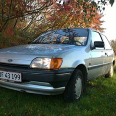 Ford Fiesta solgt.