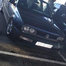 VW Golf lll solgt
