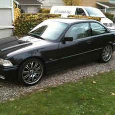 BMW E36 320i Coupe