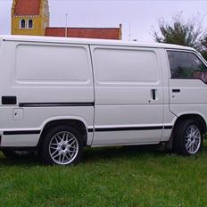 Toyota Hiace  Yh-51  "Solgt" 