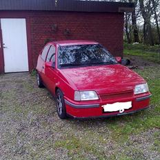 Opel kadett e 2,0 gsi 8v seh