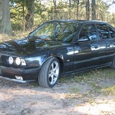 BMW 525i Solgt
