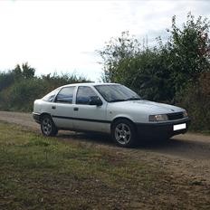 Opel Vectra 2,0i (TOTALSKADET)