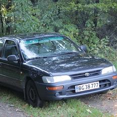 Toyota Corolla 1,6 XLI  (solgt)