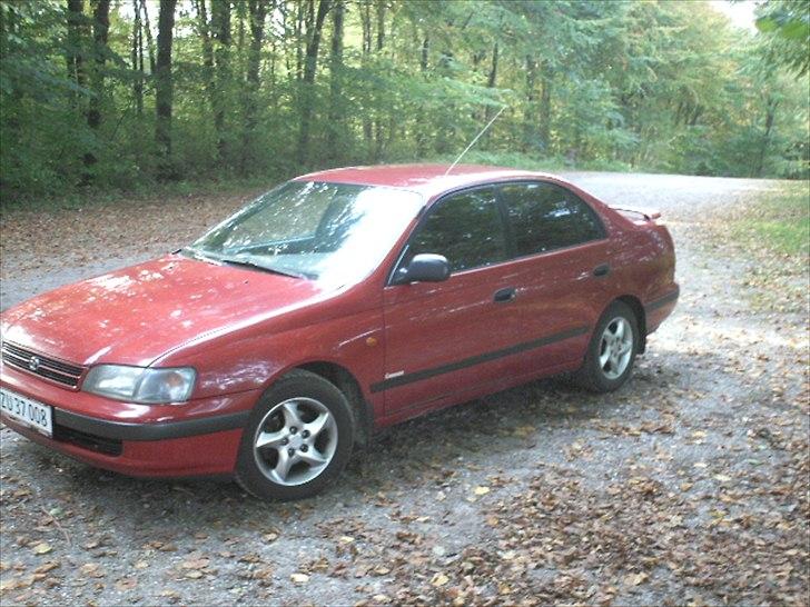 Toyota Carina e solgt billede 1