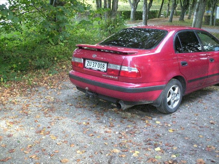 Toyota Carina e solgt billede 4