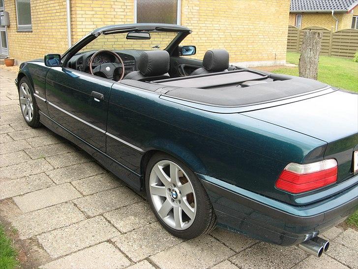 BMW 320i Cabriolet billede 11