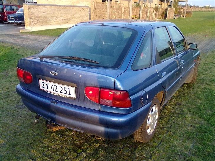 Ford Escort Solgt billede 4