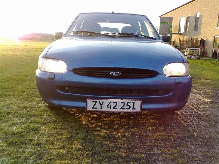 Ford Escort Solgt billede 7