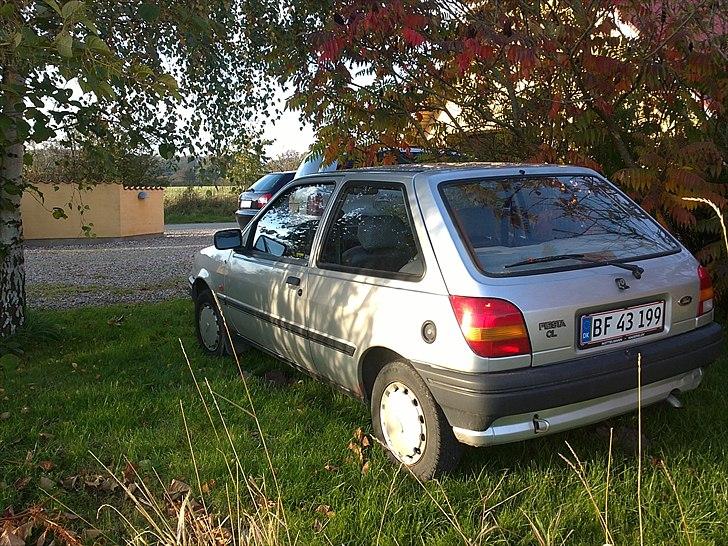 Ford Fiesta solgt. billede 3