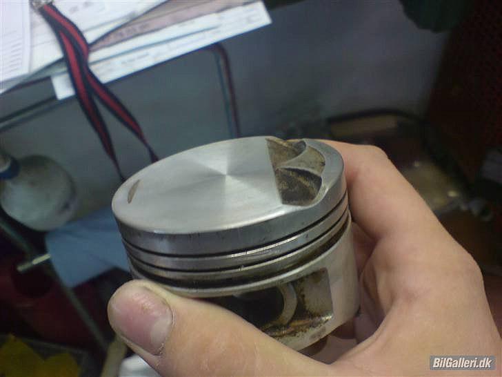 Toyota Corolla EE90 1,3 turbo - Det afdrejede stempel billede 8