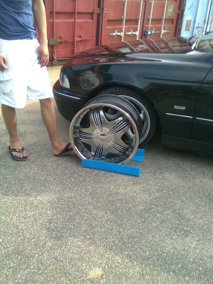 BMW e39 520  (solgt) billede 6