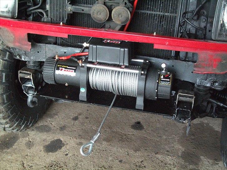 Mitsubishi pajero .. SOLGT - så er spillet sat fast billede 9