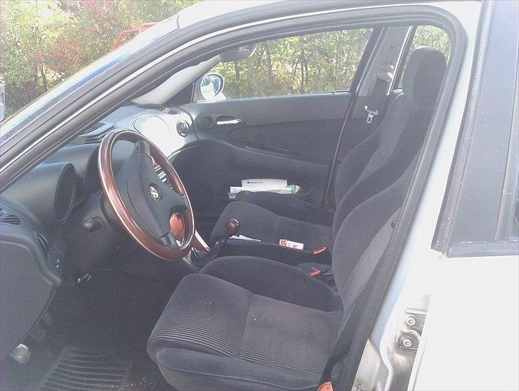 Alfa Romeo 156 2,5 v6 24v solgt billede 10