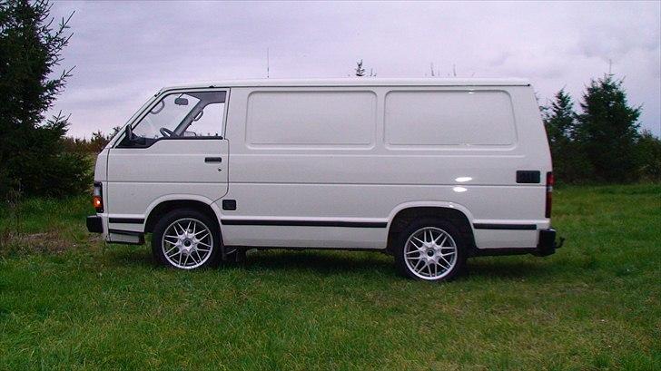 Toyota Hiace  Yh-51  "Solgt"  billede 2