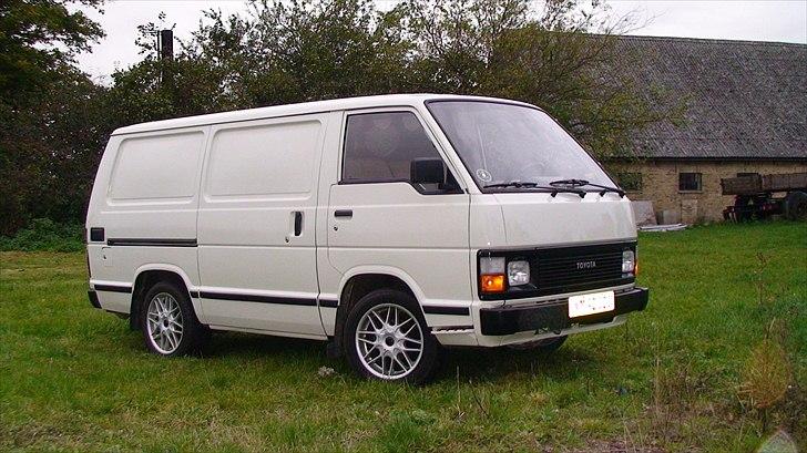 Toyota Hiace  Yh-51  "Solgt"  billede 4