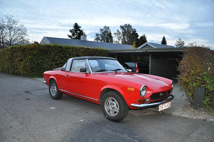 Fiat 124 sport spider billede 2