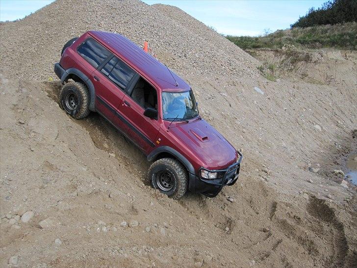 Nissan patrol gr y61 billede 9