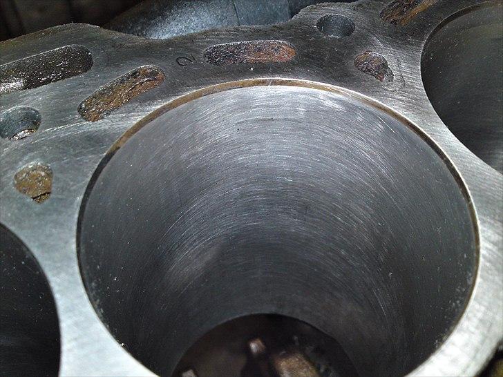 Toyota Starlet - Honet blok billede 10