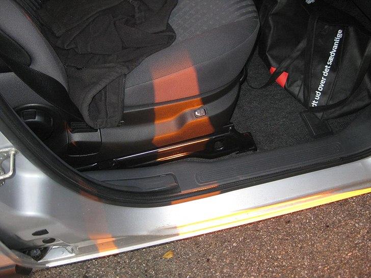 Peugeot Bipper Tepee - sædevarme i begge sider, både sæde og ryg billede 13