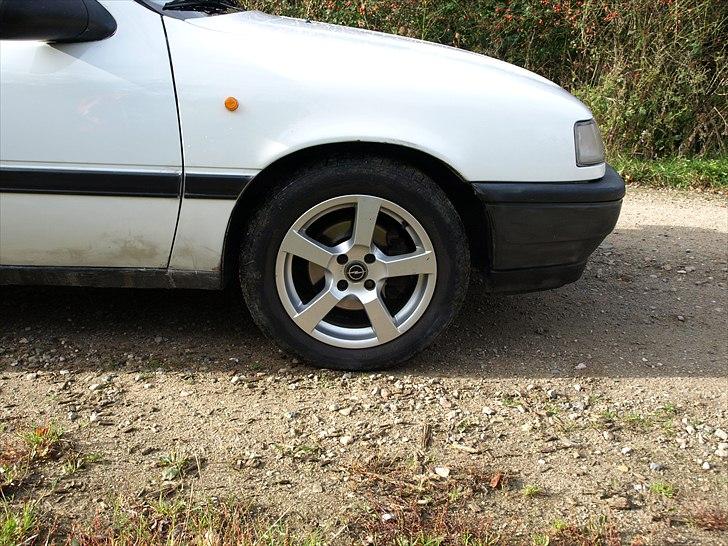 Opel Vectra 2,0i (TOTALSKADET) billede 6