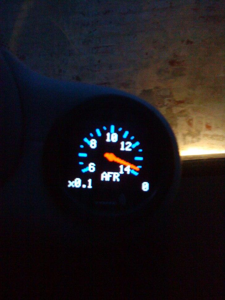 VW Golf 4 GTI --SOLGT-- - PLX devices AFR måler. Kan vise op til 4 målinger på en gang hvis man køber modulerne til det. billede 8