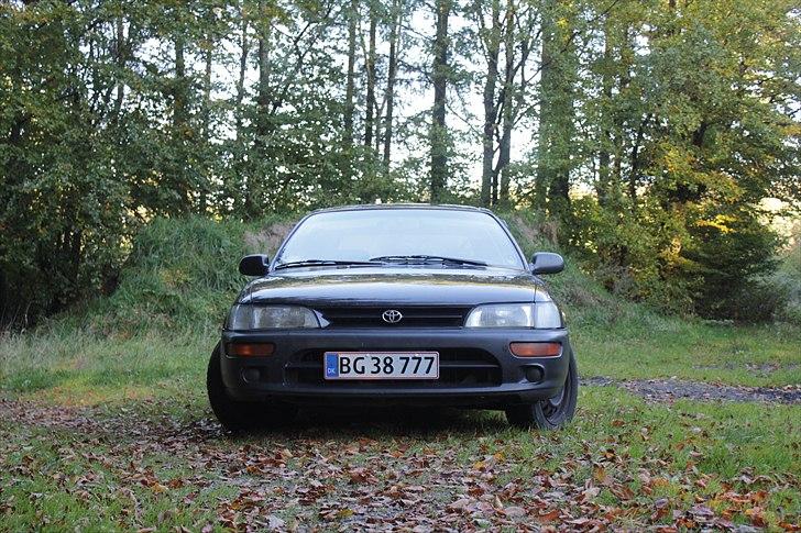 Toyota Corolla 1,6 XLI  (solgt) billede 11