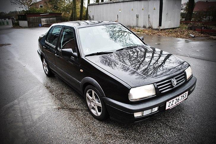 VW Vento (Solgt)  billede 12