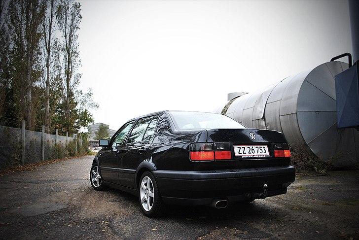 VW Vento (Solgt)  billede 15