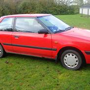 Mazda 323i 1,3