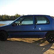Peugeot 106