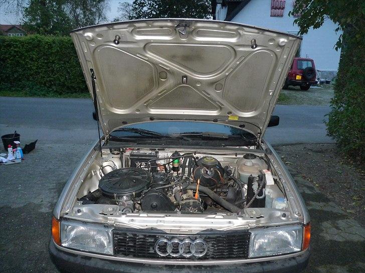 Audi 80 1.8S billede 12