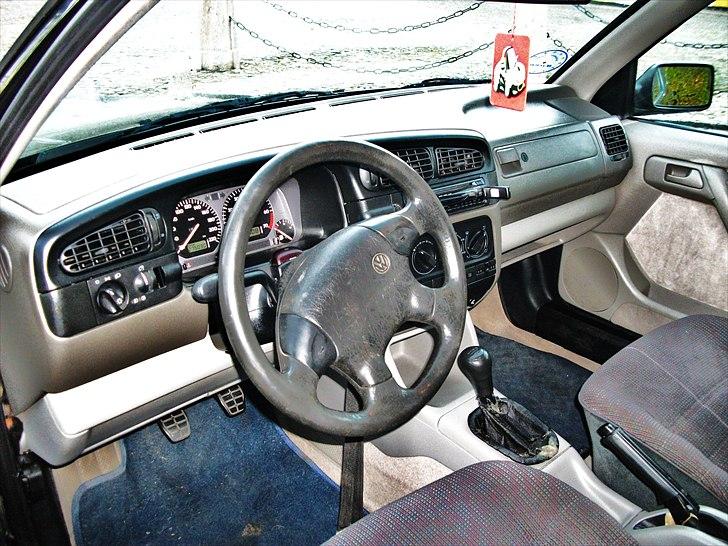 VW vento 1.8 GL solgt billede 18