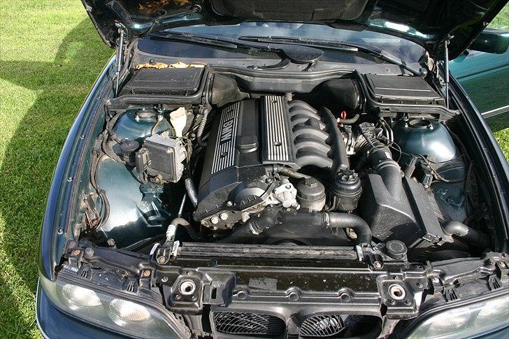 BMW e39 528i  billede 9