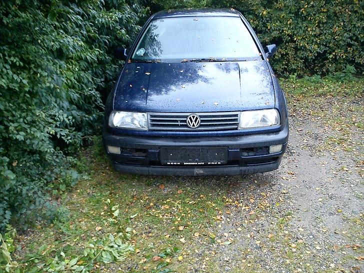 VW Vento 1,8 cl byttet billede 1