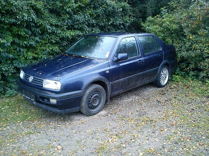 VW Vento 1,8 cl byttet billede 2