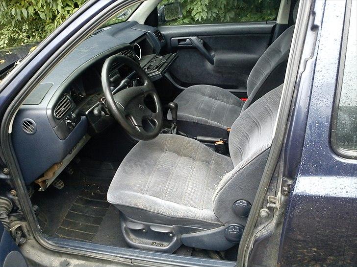 VW Vento 1,8 cl byttet billede 3