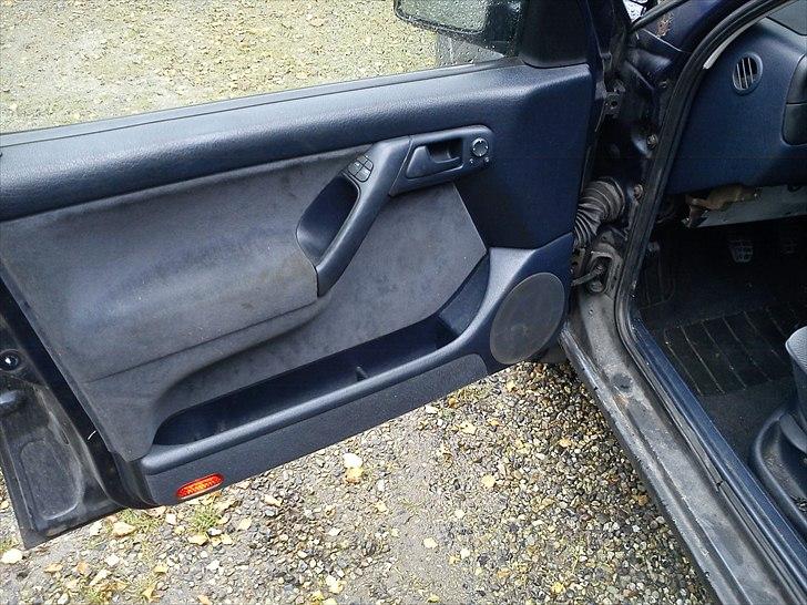 VW Vento 1,8 cl byttet billede 4